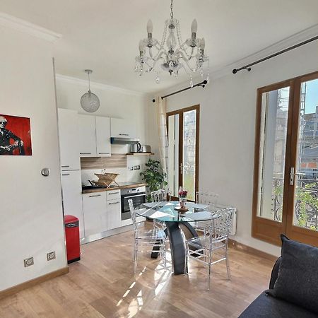 Appartement De Charme Avec Balcon Au Pied Des Commerces بزييه المظهر الخارجي الصورة