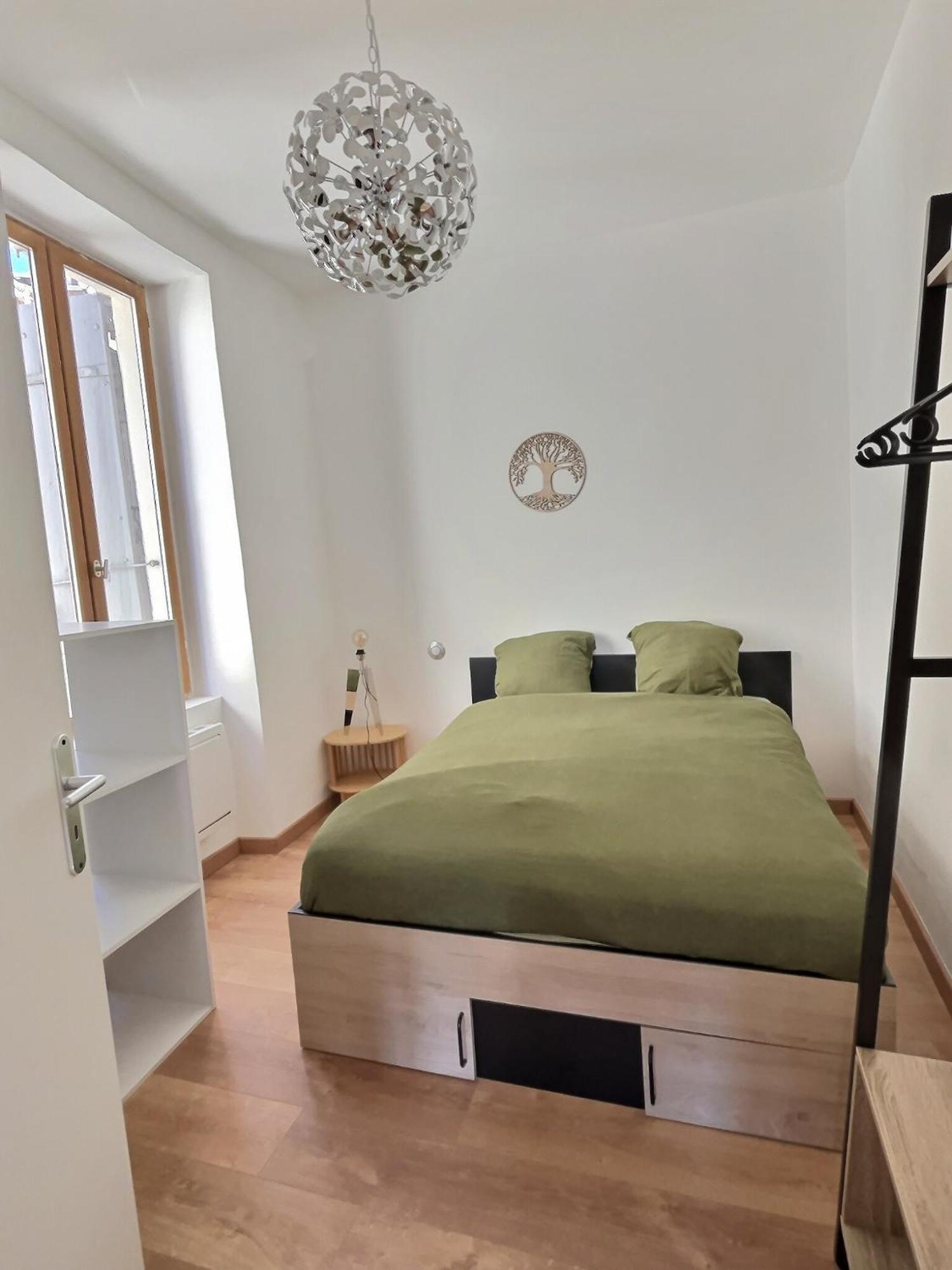 Appartement De Charme Avec Balcon Au Pied Des Commerces بزييه المظهر الخارجي الصورة